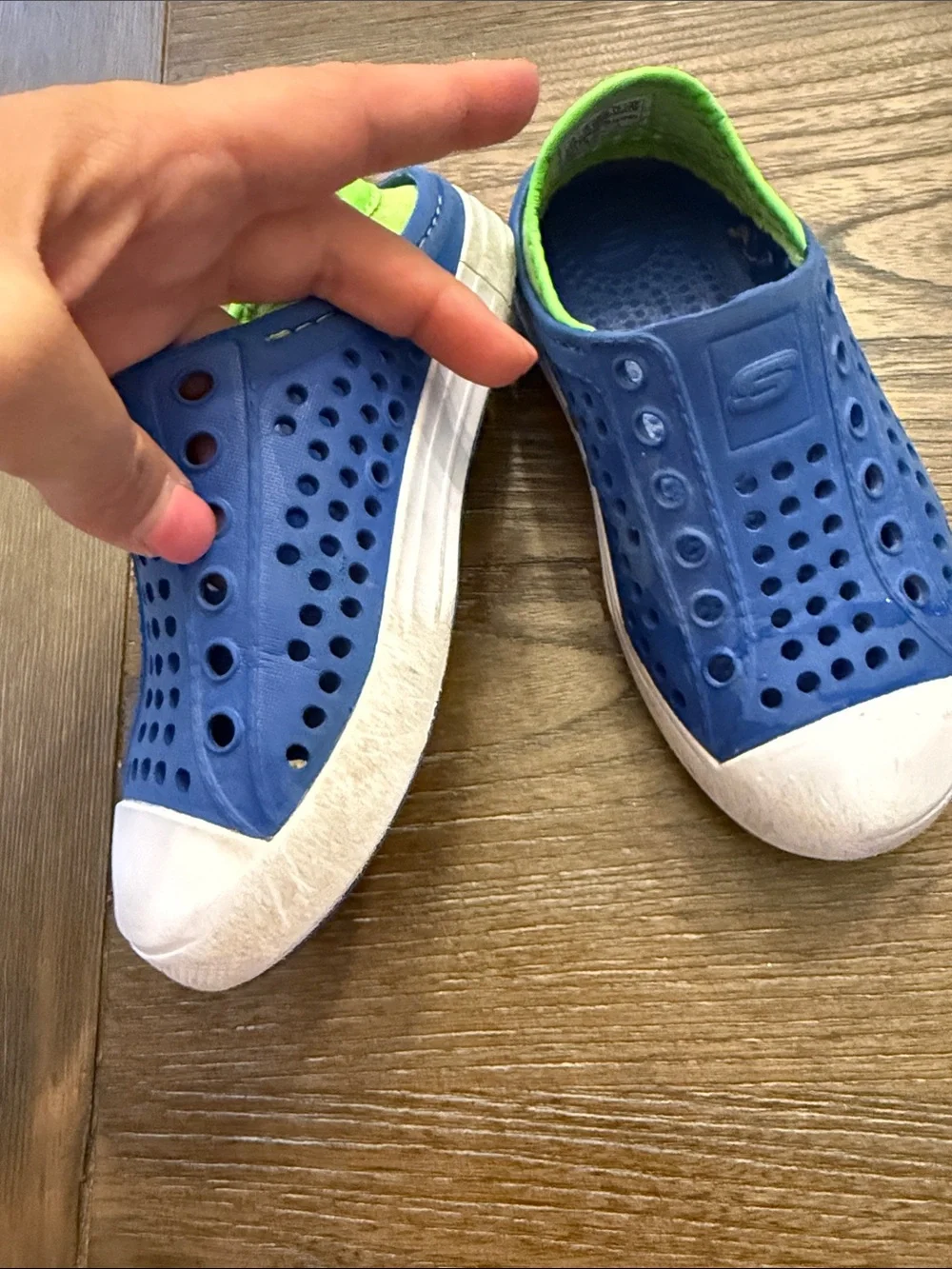 Skechers Blue Slip-On Water Shoes with Lime Size 11T